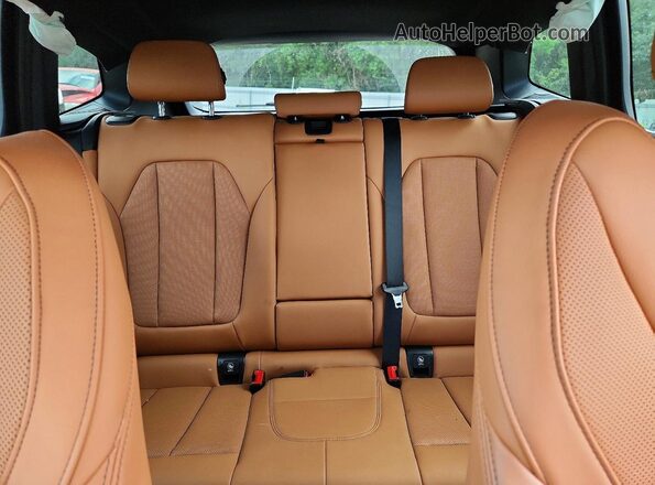 5UX53DP01P9P29414 2023 BMW X3 White უკანა სავარძლების ხედი
