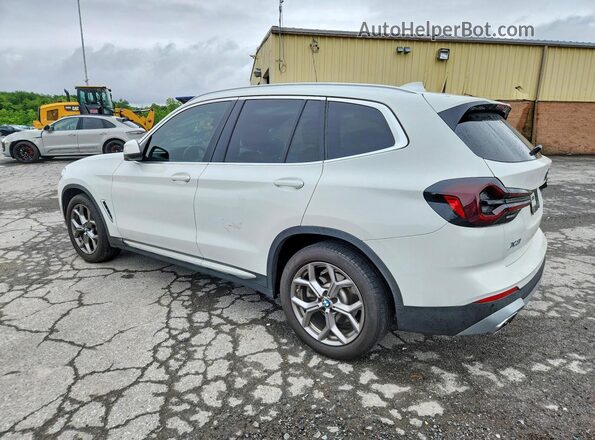 5UX53DP02R9U38505 2024 BMW X3 White Rear left