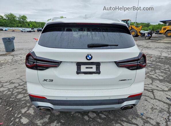 5UX53DP02R9U38505 2024 BMW X3 White Rear view