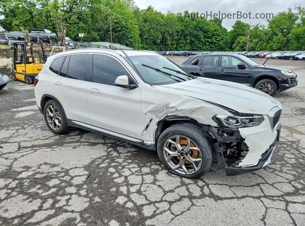 5UX53DP02R9U38505 2024 BMW X3 White Front right