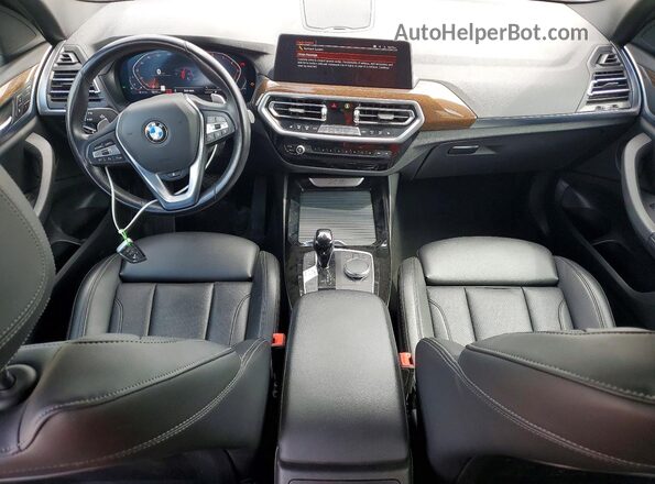5UX53DP03N9M81292 2022 BMW X3 White Vista del salpicadero