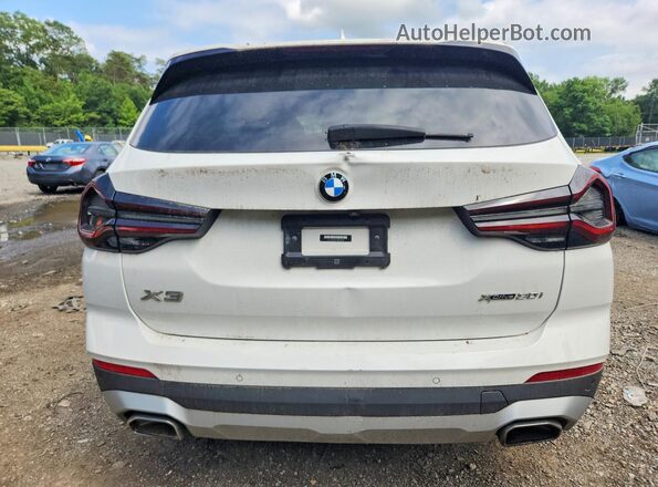 5UX53DP04N9L05030 2022 BMW X3 White Rear view