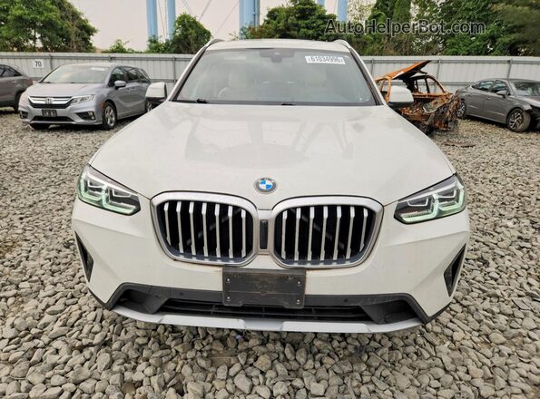 5UX53DP05N9L86703 2022 BMW X3 Белый Вид спереди