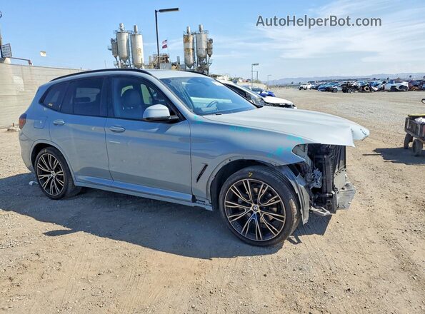 5UX53DP06N9J58208 2022 BMW X3 Gray Front right