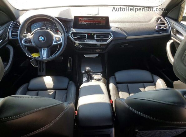 5UX53DP06N9J58208 2022 BMW X3 Gray Dashboard view