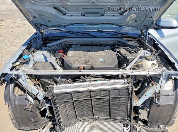 5UX53DP06N9J58208 2022 BMW X3 Gray Engine compartment view