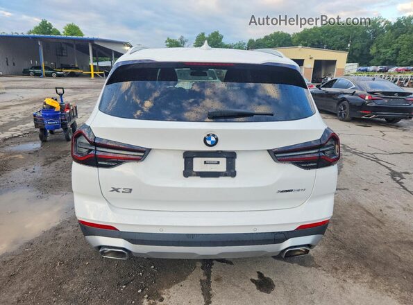 5UX53DP06N9M13648 2022 BMW X3 White Rear view