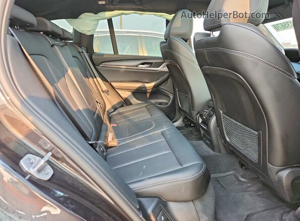 5UX53DP06R9U75749 2024 BMW X3 Черный Вид задней части салона