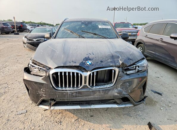5UX53DP06R9U75749 2024 BMW X3 Черный Вид спереди