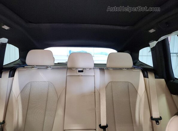 5UX53DP07N9K73772 2022 BMW X3 Black უკანა სავარძლების ხედი