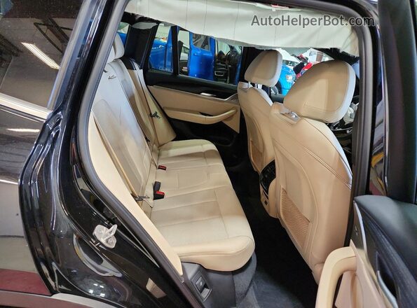 5UX53DP07N9K73772 2022 BMW X3 Black უკანა სალონის ხედი