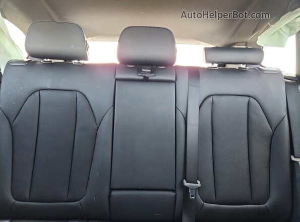 5UX53DP07P9S65982 2023 BMW X3 Charcoal Вид задніх сидінь