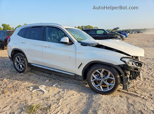 5UX53DP08R9W13386 2024 BMW X3 Белый Передняя правая четверть