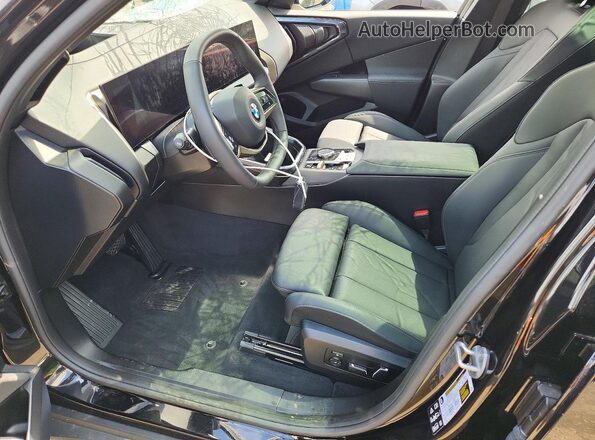 5UX53GP01S9029645 2025 BMW X3 Black წინა სალონის ხედი