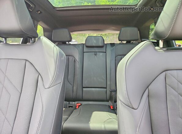 5UX53GP01S9029645 2025 BMW X3 Black უკანა სავარძლების ხედი
