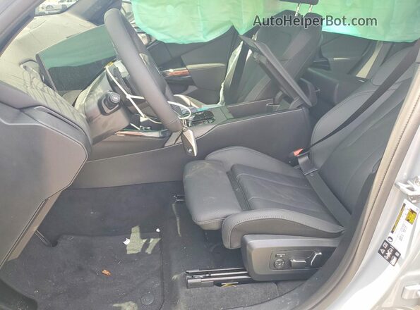5UX53GP03T9512877 2026 BMW X3 Gray წინა სალონის ხედი