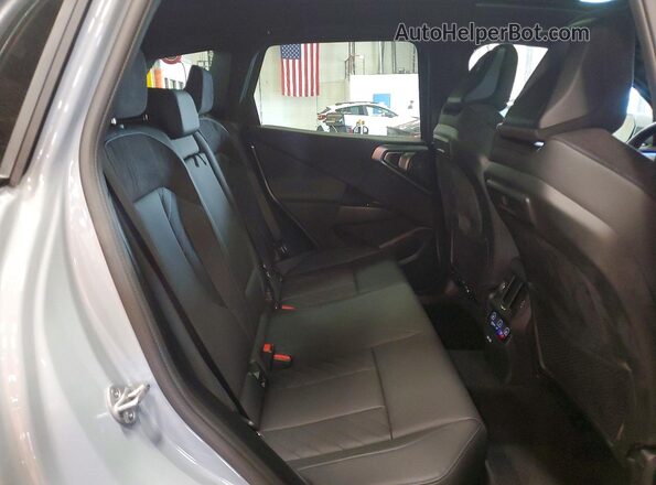 5UX53GP04T9204956 2026 BMW X3 Gray Widok wnętrza z tyłu