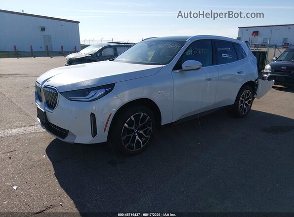 5UX53GP04T9366277 2026 BMW X3 White Առջևի ձախ երեք քառորդ տեսարան