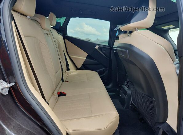 5UX53GP06S9043265 2025 BMW X3 Gray Rear seats view
