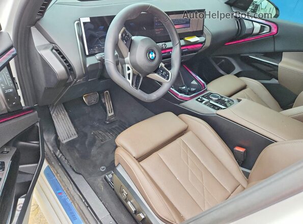 5UX53GP06T9322443 2026 BMW X3 White წინა პანელის ხედი