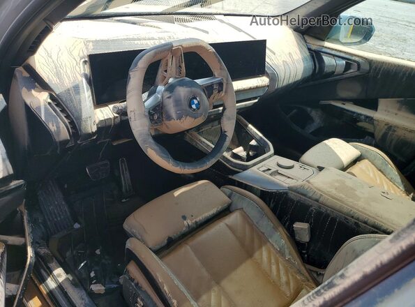 5UX53GP09T9352875 2026 BMW X3 Blue Առջևի վահանակի տեսք