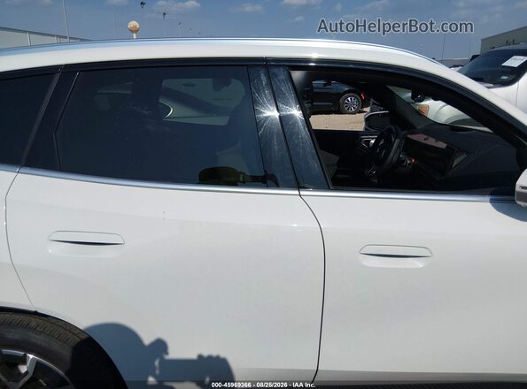5UX53GP0XT9223608 2026 BMW X3 White Rear interior view