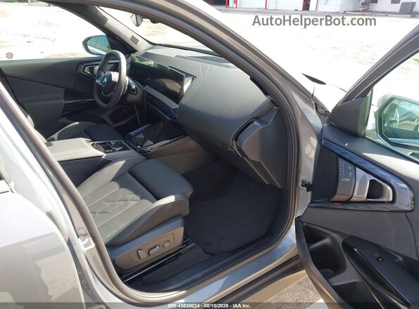 5UX53GP0XT9490358 2026 BMW X3 Gray წინა სალონის ხედი
