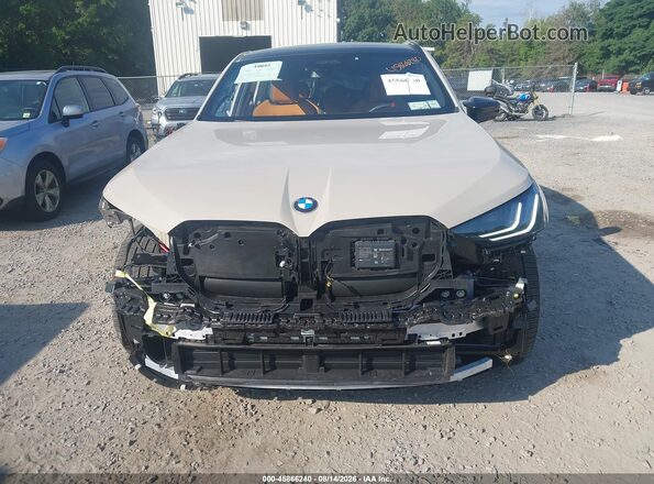 5UX73GP06S9Y40351 2025 BMW X3 Cream Вид спереду