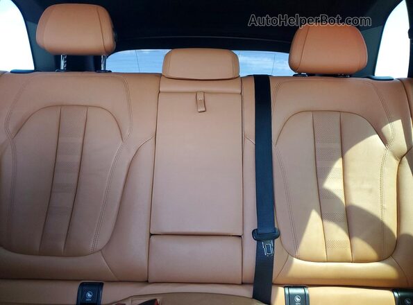 5UXCR4C03M9G06563 2021 BMW X5 Black უკანა სავარძლების ხედი