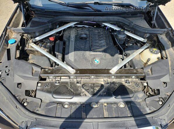 5UXCR4C05M9F51145 2021 BMW X5 Black Engine compartment view
