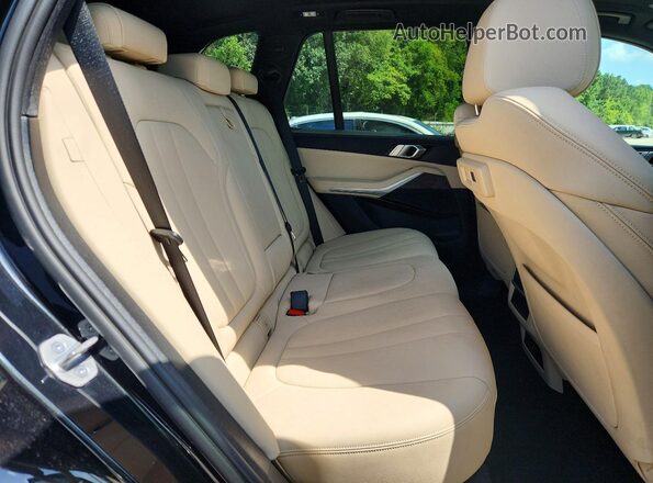 5UXCR4C05M9F51145 2021 BMW X5 Black Rear interior view