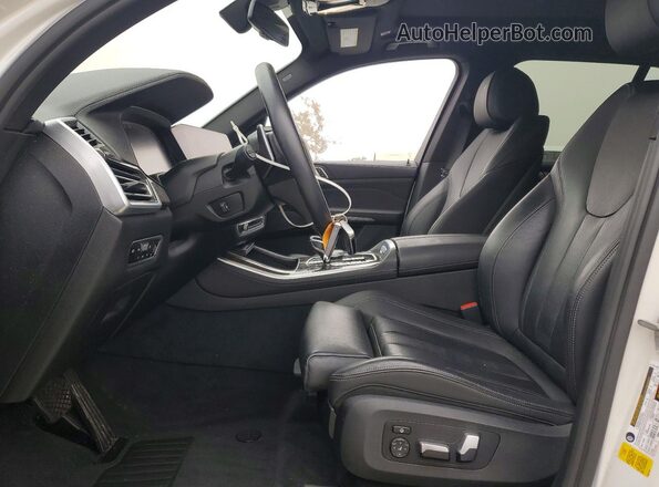 5UXCR4C08L9B99256 2020 BMW X5 White Vista interior delantera