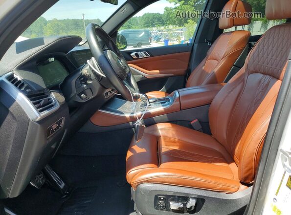 5UXCR4C08P9N53845 2023 BMW X5 White Вид салону спереду