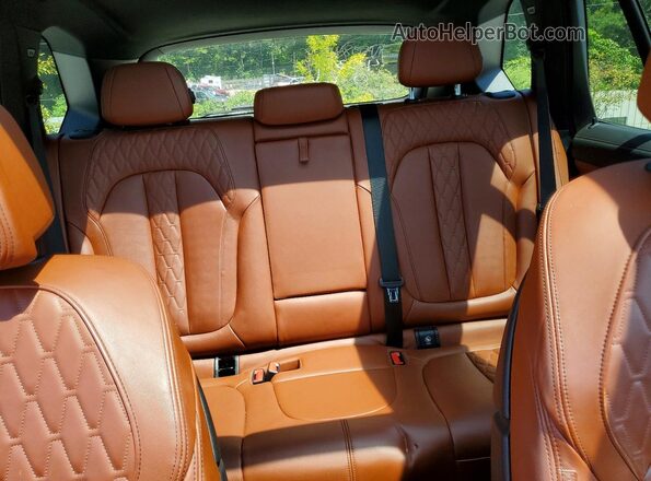 5UXCR4C08P9N53845 2023 BMW X5 White Вид задніх сидінь
