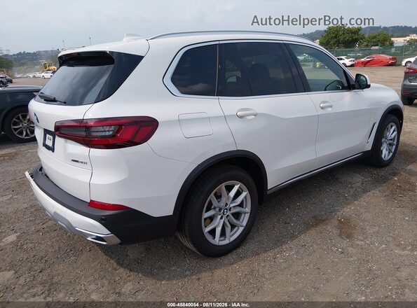 5UXCR6C00P9P47653 2023 BMW X5 White Rear right