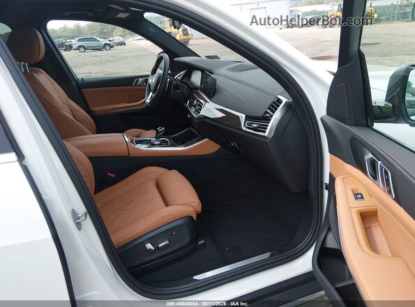 5UXCR6C00P9P47653 2023 BMW X5 White Front interior view