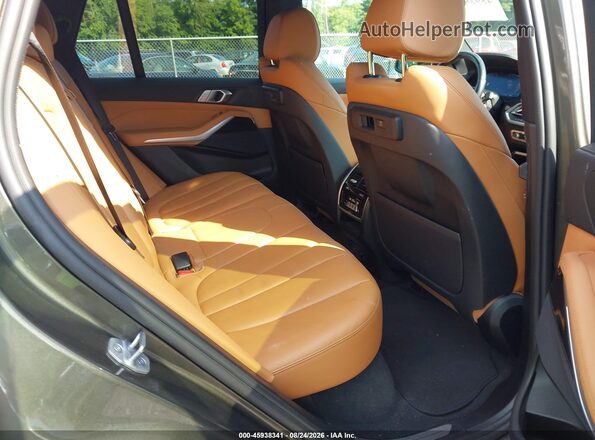 5UXCR6C01M9F58802 2021 BMW X5 Green VIN sticker view