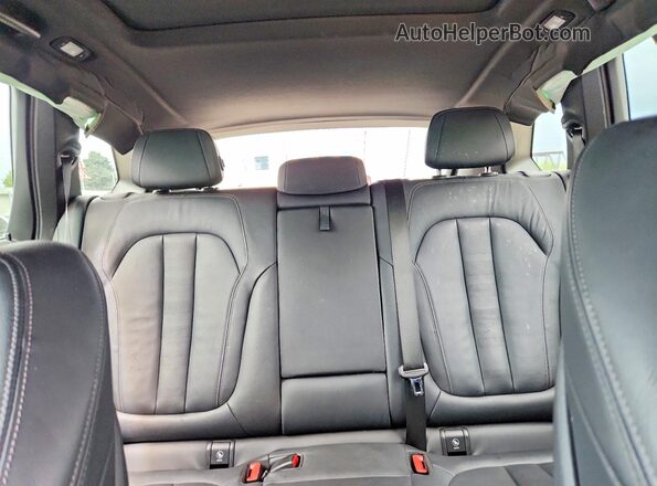 5UXCR6C01N9N30223 2022 BMW X5 Black Հետևի նստատեղերի տեսք