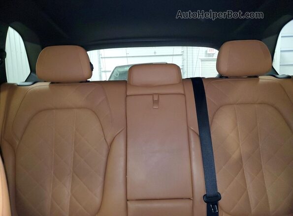 5UXCR6C01P9N98699 2023 BMW X5 Black Widok tylnych siedzeń