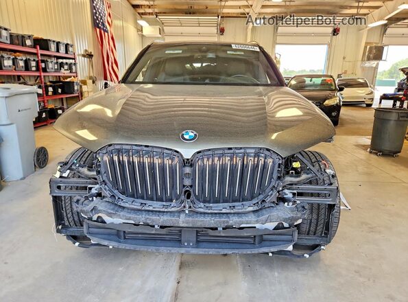 5UXCR6C02L9B78429 2020 BMW X5 Green Front view