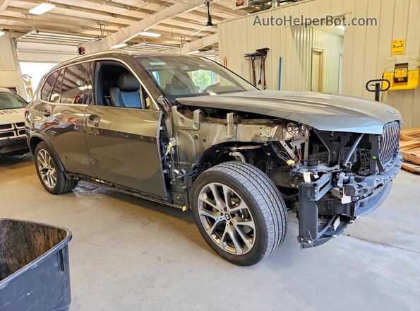 5UXCR6C02L9B78429 2020 BMW X5 Green Front right
