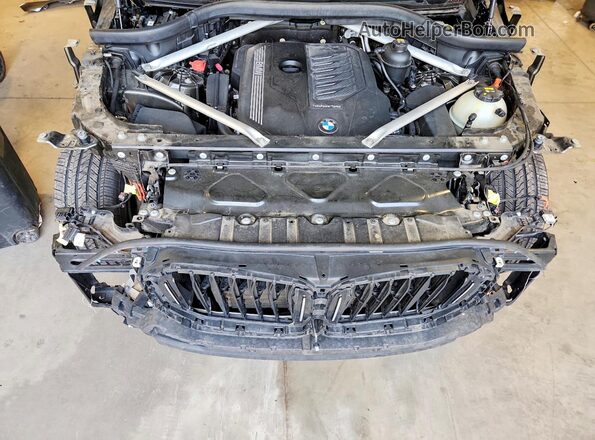 5UXCR6C02L9B78429 2020 BMW X5 Green Engine compartment view