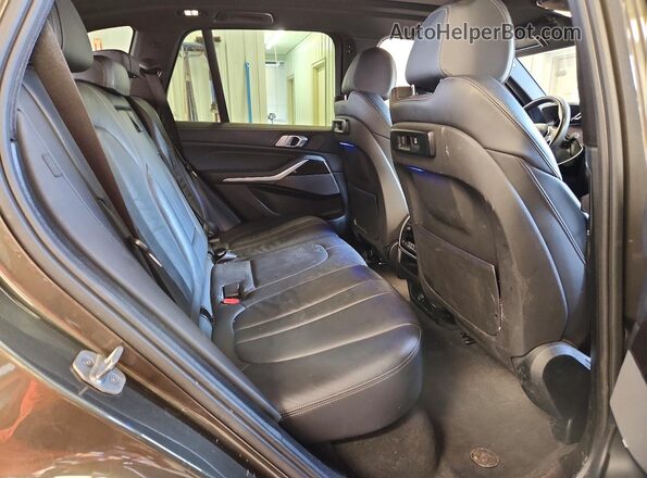 5UXCR6C02L9B78429 2020 BMW X5 Green Rear interior view