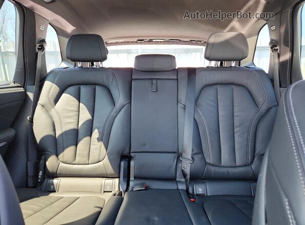 5UXCR6C02M9F56542 2021 BMW X5 Синий Вид задних сидений