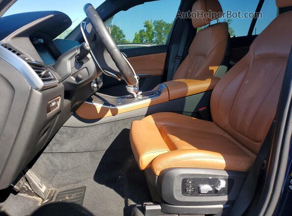 5UXCR6C02N9L71907 2022 BMW X5 Blue წინა სალონის ხედი