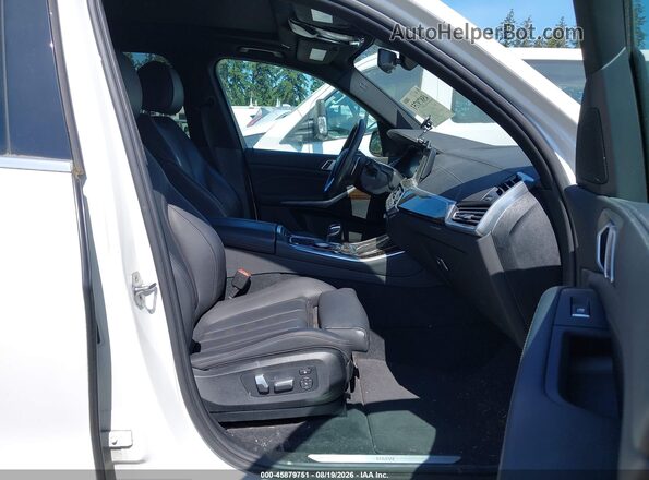 5UXCR6C06L9B49466 2020 BMW X5 Белый Вид салона спереди