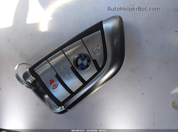 5UXCR6C06L9B49466 2020 BMW X5 Белый Вид панели приборов