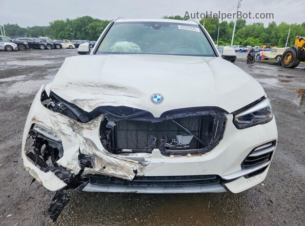 5UXCR6C06M9G65327 2021 BMW X5 White Вид спереду