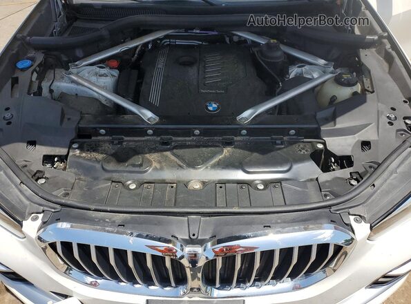 5UXCR6C07N9M79276 2022 BMW X5 White Вид задньої частини салону