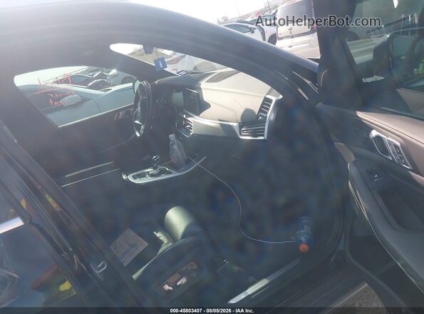 5UXCR6C08M9E28371 2021 BMW X5 Black Widok wnętrza z przodu